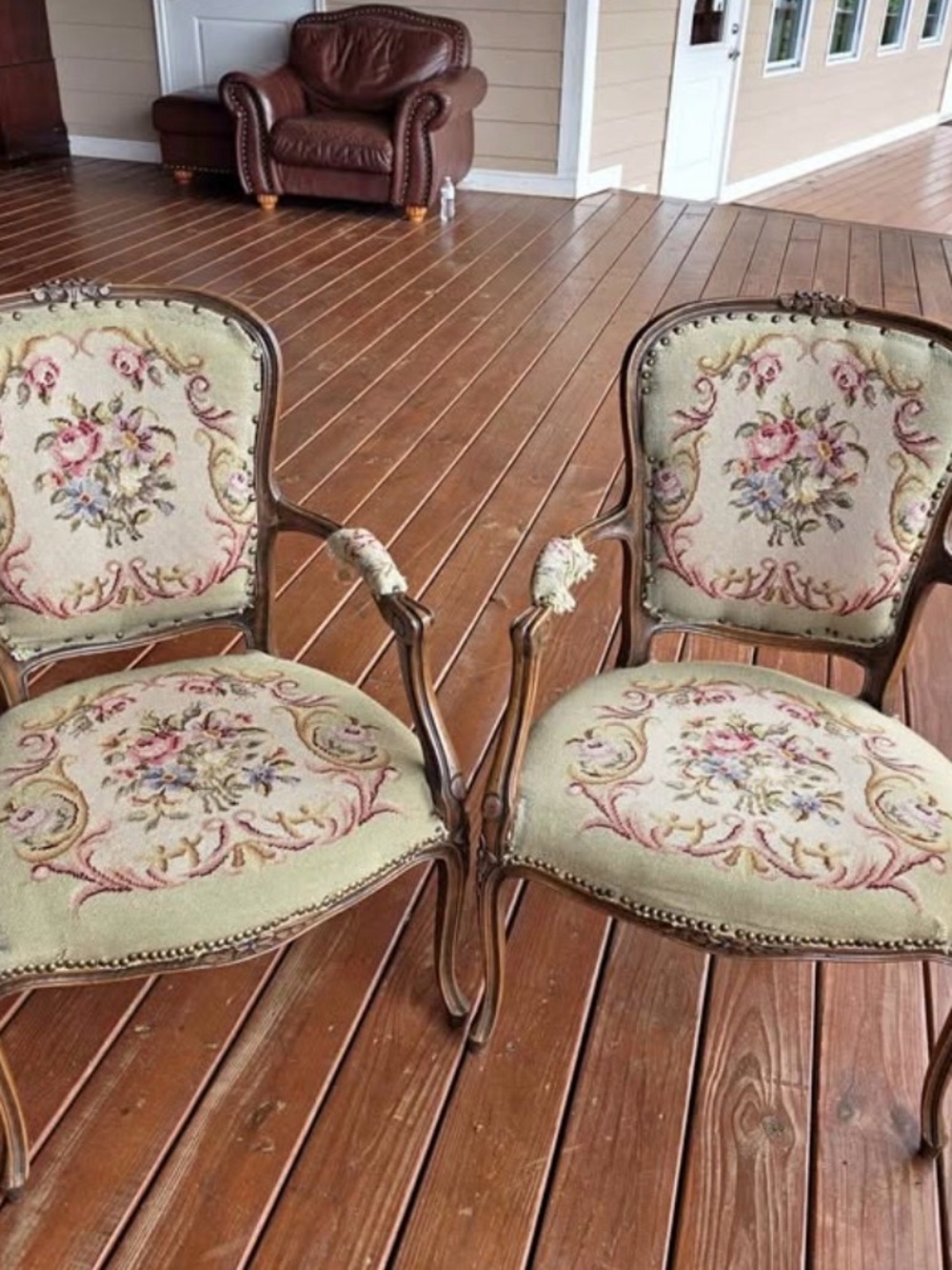 Vintage Floral Upholstered Accent Small Chair - Green